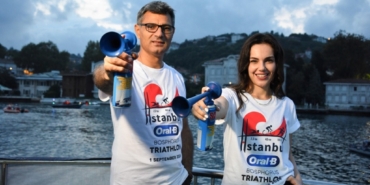 Oyuncu-Tanrisevsin-Avrupadan-Asyaya-bisiklet-surerek-gecti-1024x623-1