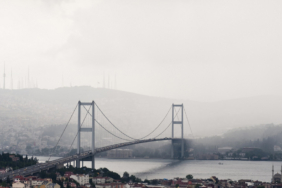 AKOM-uyardi-Aksam-saatlerine-dikkat-1024x576-1