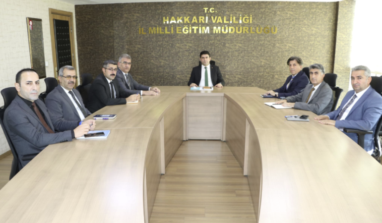 Hakkari İl Milli Eğitim Müdürlüğünde Haftalık Değerlendirme ve Koordinasyon Toplantısı Yapıldı